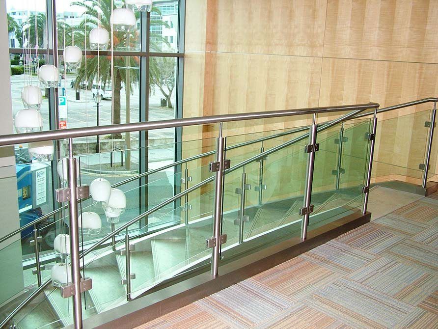 Argus-steel-glass-balustrade