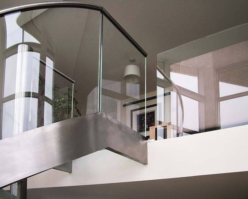 Bespoke Glass Staircase