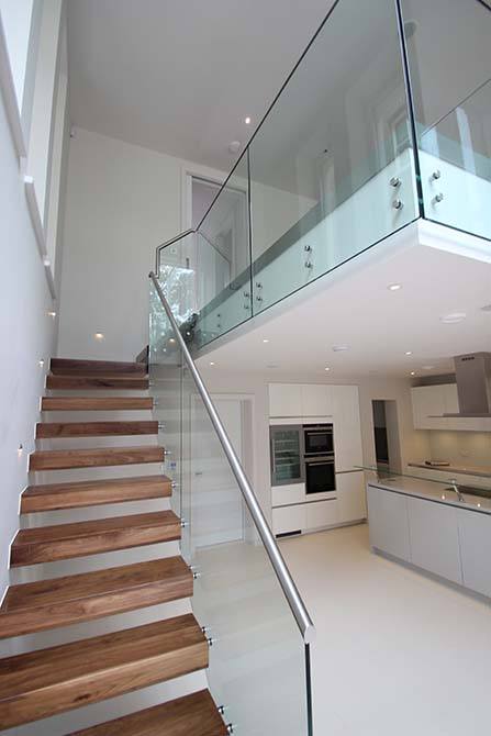 Montague glass stainless steel staircase
