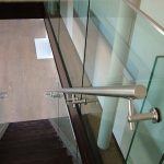 Dropmore-stainless-steel-handrail